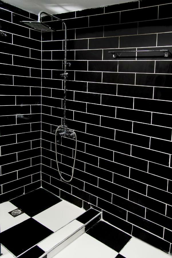 Home Plus Eleutheria Budget Room Atina Dış mekan fotoğraf