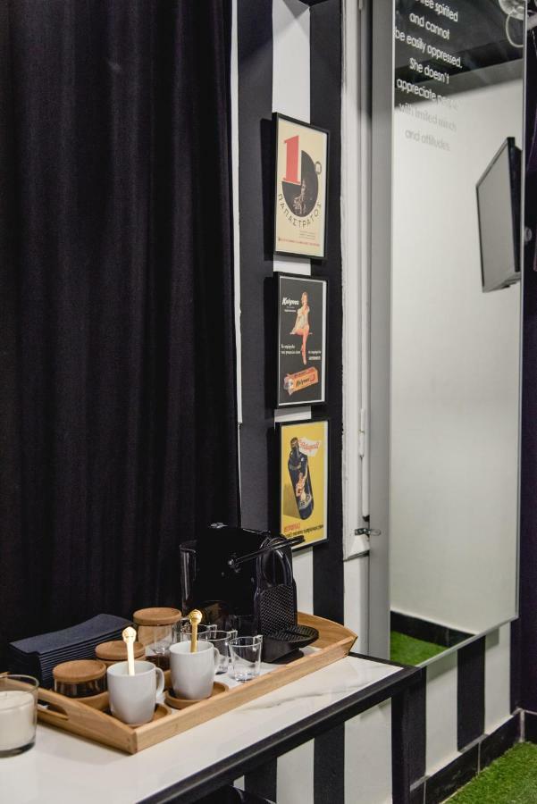 Home Plus Eleutheria Budget Room Atina Dış mekan fotoğraf
