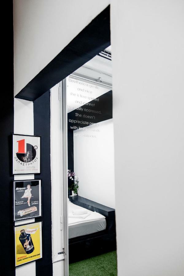 Home Plus Eleutheria Budget Room Atina Dış mekan fotoğraf